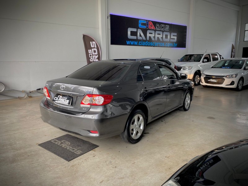 COROLLA 2.0 XEI 16V FLEX 4P AUTOMÁTICO - 2013 - LAJEADO