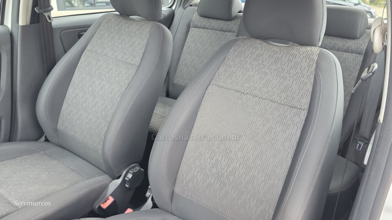 FOX 1.6 COMFORTLINE 8V FLEX 4P MANUAL - 2014 - SãO MARCOS