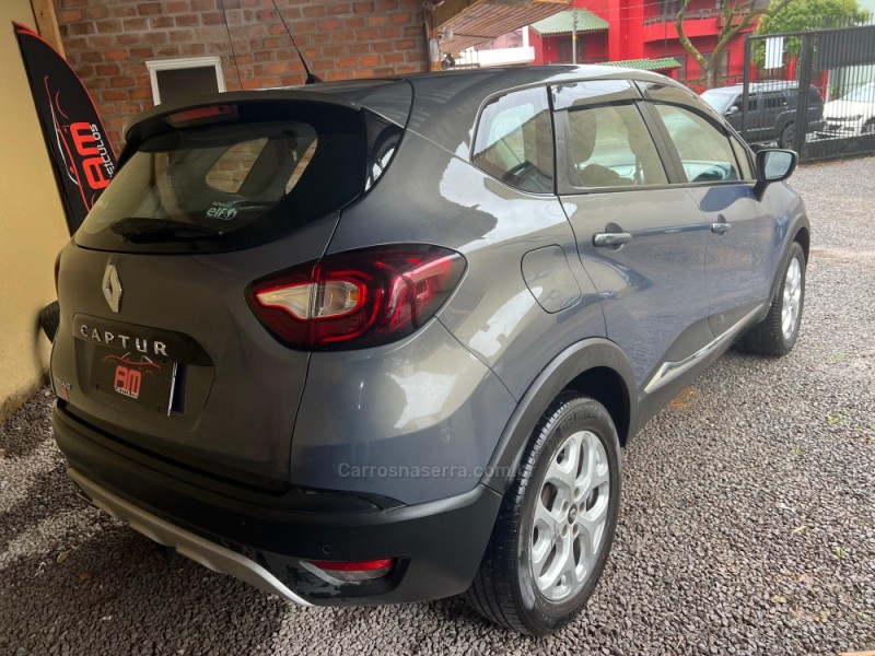 CAPTUR 1.6 16V FLEX ZEN AUTOMÁTICO - 2018 - CAXIAS DO SUL