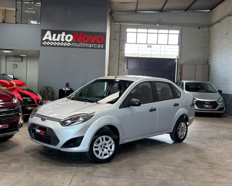 fiesta 1.6 mpi sedan 8v flex 4p manual 2011 vacaria