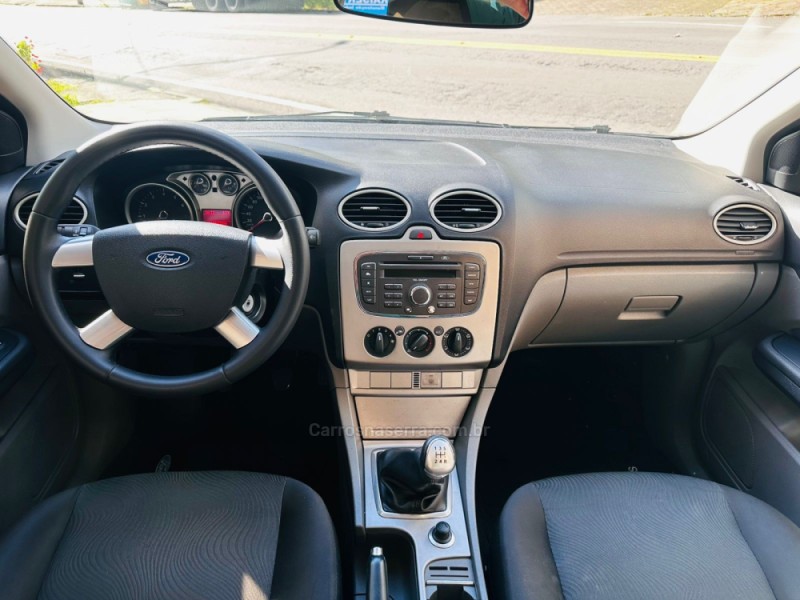 FOCUS 1.6 GLX 16V FLEX 4P MANUAL - 2013 - CAXIAS DO SUL