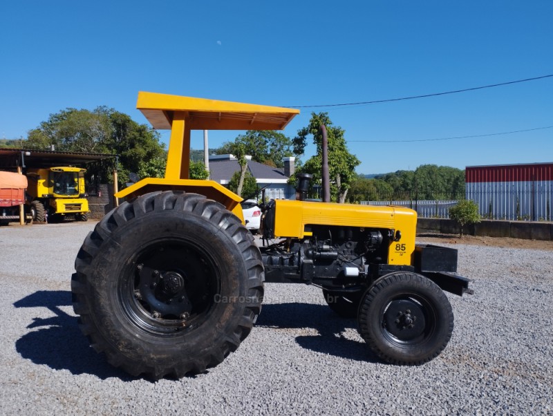 TRATOR 85  - 1980 - GUAPORé
