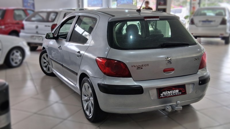 307 1.6 PRESENCE 16V GASOLINA 4P MANUAL - 2004 - CAXIAS DO SUL