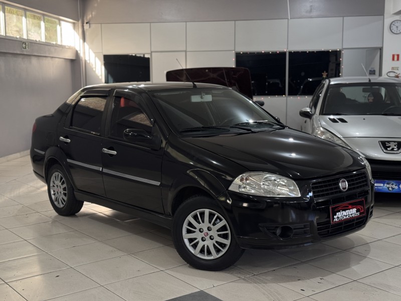 SIENA 1.0 MPI EL CELEBRATION 8V FLEX 4P MANUAL