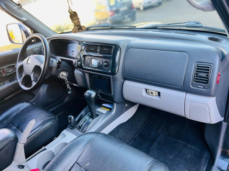 PAJERO SPORT 3.0 HPE 4X4 V6 24V GASOLINA 4P AUTOMÁTICO - 2011 - BENTO GONçALVES