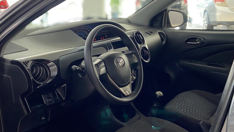 ETIOS 1.3 X 16V FLEX 4P MANUAL - 2015 - CAXIAS DO SUL