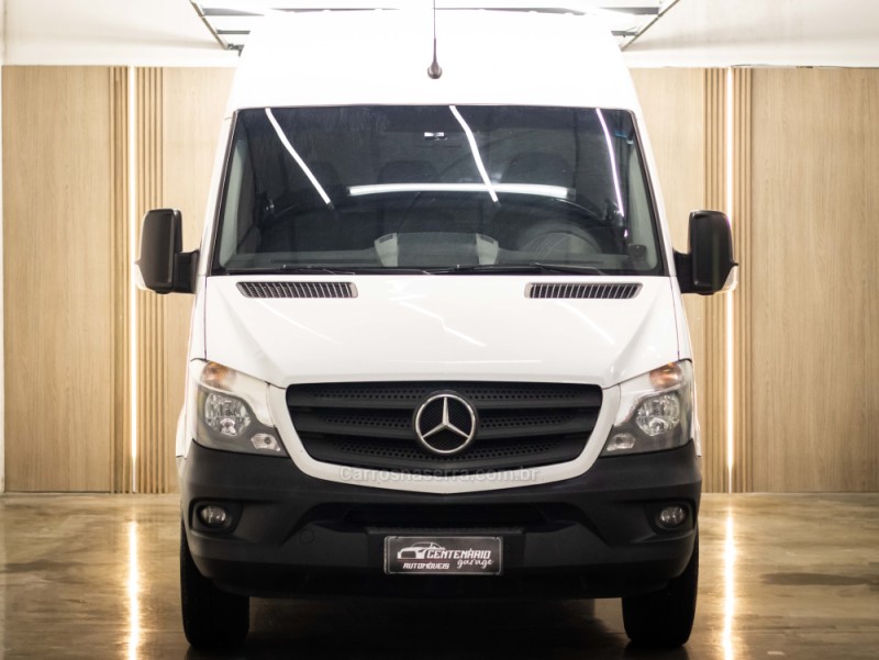 SPRINTER 2.2 FURGÃO 415 LONGO TETO ALTO DIESEL 3P MANUAL - 2017 - CAXIAS DO SUL