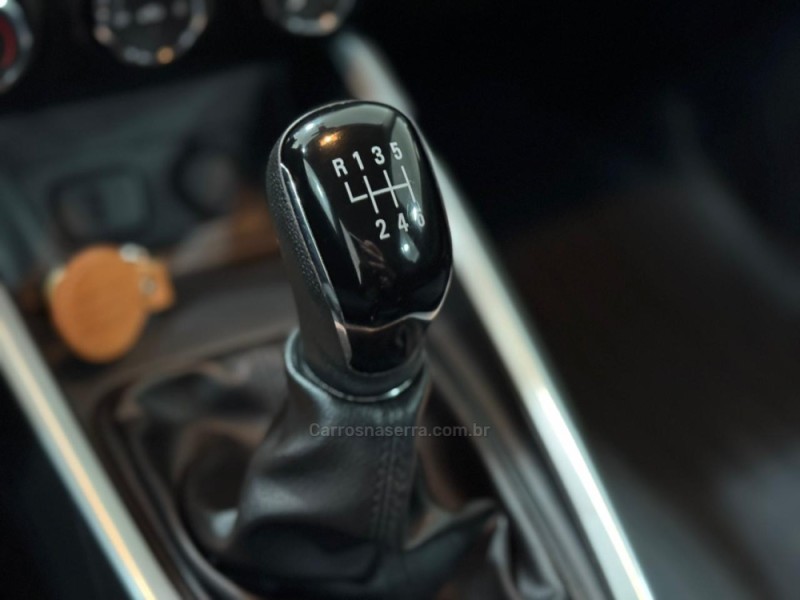 ONIX 1.0 LT 12V FLEX 4P MANUAL - 2024 - SANTA CRUZ DO SUL