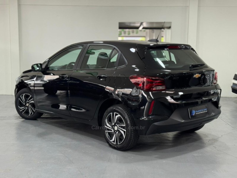 ONIX 1.0 LT 12V FLEX 4P MANUAL - 2024 - SANTA CRUZ DO SUL
