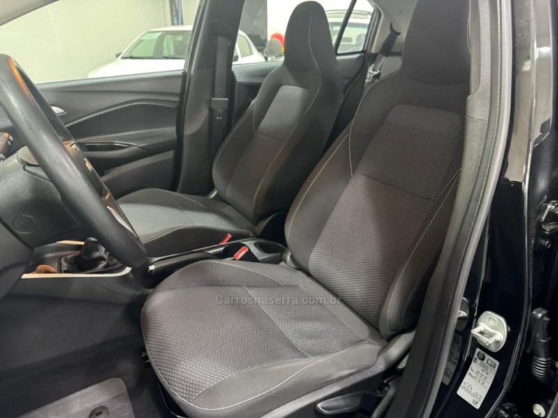 ONIX 1.0 LT 12V FLEX 4P MANUAL - 2024 - SANTA CRUZ DO SUL