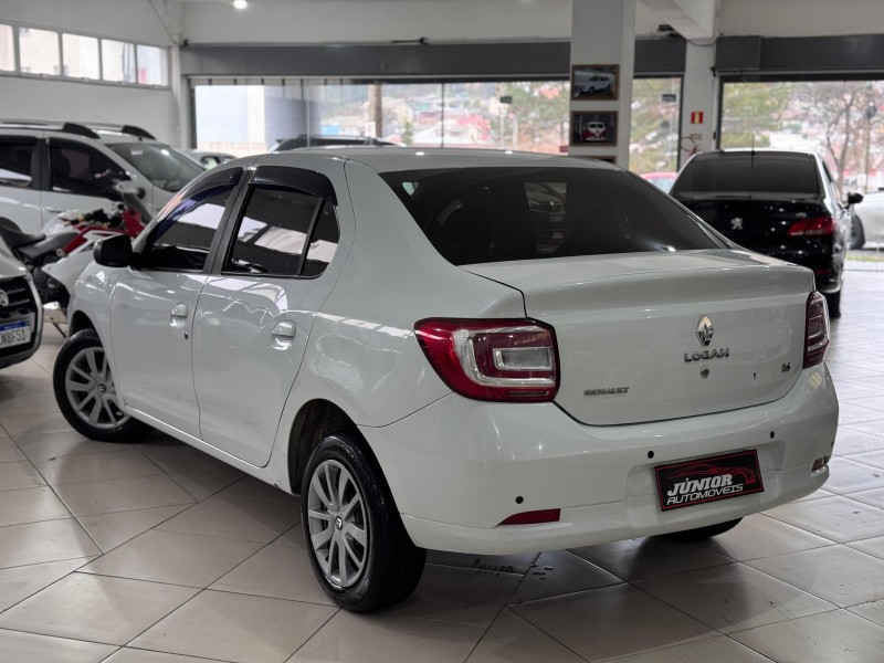LOGAN 1.6 EXPRESSION 8V HI-FLEX 4P MANUAL - 2015 - CAXIAS DO SUL