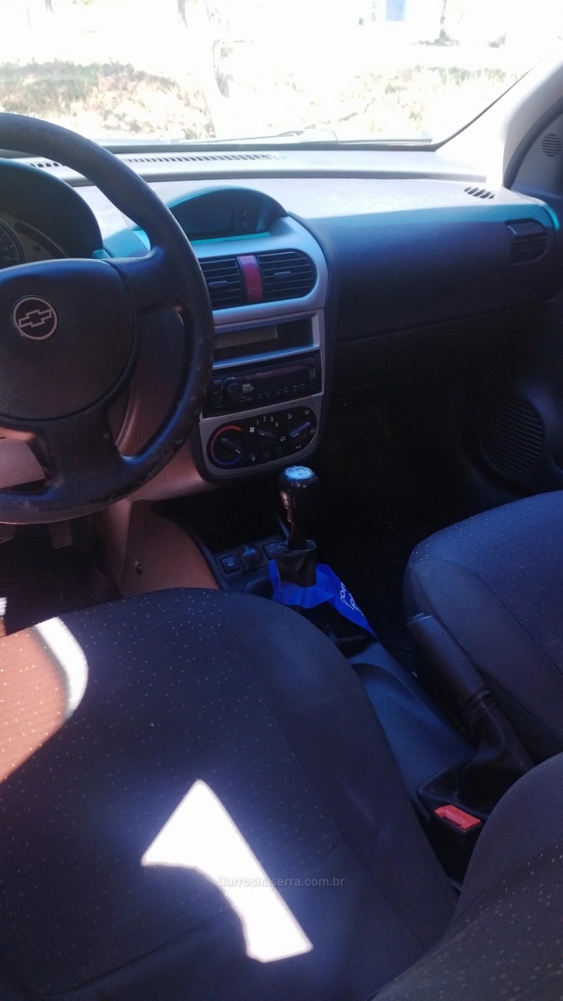 CORSA 1.4 MPFI PREMIUM 8V FLEX 4P MANUAL - 2009 - BENTO GONçALVES