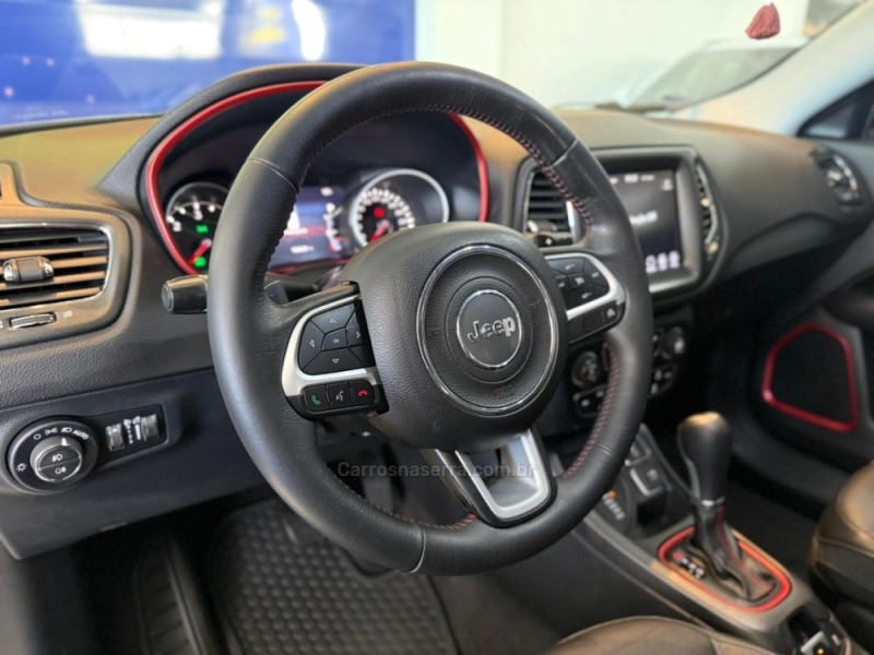 COMPASS 2.0 TRAILHAWK TD350 TURBO DIESEL 4X4 4P AUTOMÁTICO - 2019 - SãO LEOPOLDO