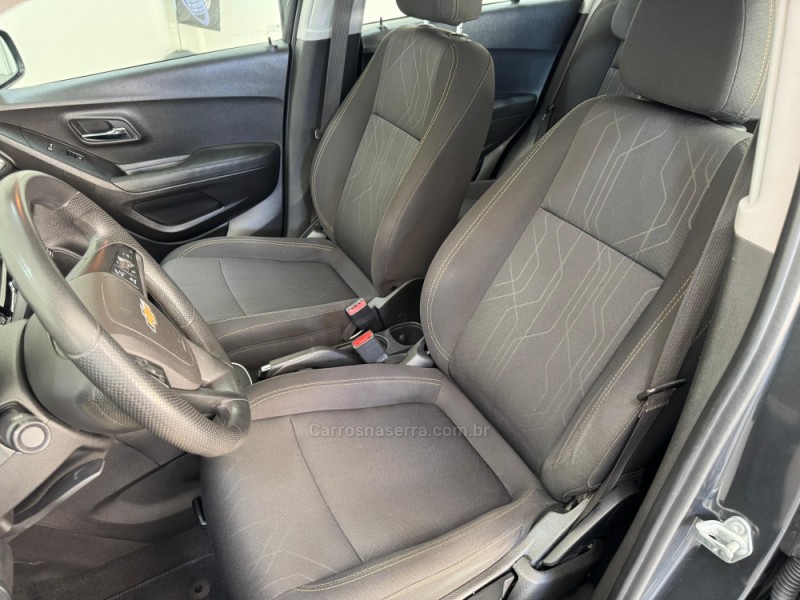 TRACKER 1.8 MPFI LTZ 4X2 16V FLEX 4P AUTOMÁTICO - 2015 - SANTA CRUZ DO SUL