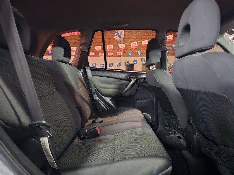 RAV4 2.0 4X4 16V GASOLINA 4P AUTOMÁTICO - 2005 - CAXIAS DO SUL