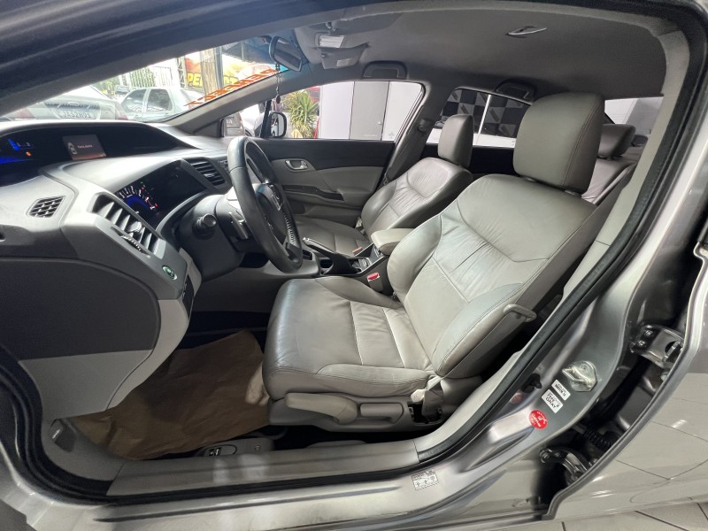 CIVIC 1.8 LXL 16V FLEX 4P AUTOMÁTICO - 2012 - PORTãO