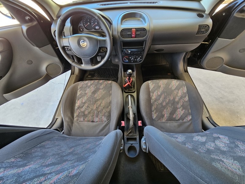 CORSA 1.0 MPFI MAXX 8V GASOLINA 4P MANUAL - 2005 - CAXIAS DO SUL