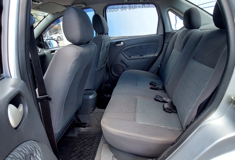 FIESTA 1.6 ROCAM SEDAN 8V FLEX 4P MANUAL - 2006 - SALVADOR DO SUL