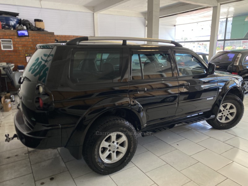 PAJERO 2.5 HD 4X4 8V TURBO INTERCOOLER DIESEL 4P MANUAL - 2007 - CAXIAS DO SUL