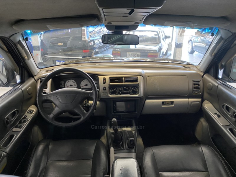 PAJERO 2.5 HD 4X4 8V TURBO INTERCOOLER DIESEL 4P MANUAL - 2007 - CAXIAS DO SUL