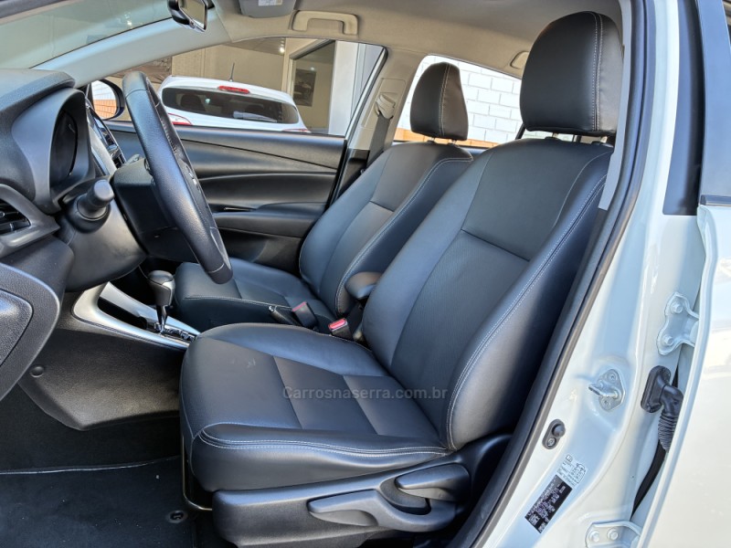 YARIS 1.5 XS CONNECT SEDAN 16V FLEX 4P AUTOMÁTICO - 2020 - VENâNCIO AIRES