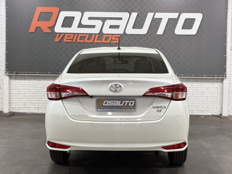 YARIS 1.5 XS CONNECT SEDAN 16V FLEX 4P AUTOMÁTICO - 2020 - VENâNCIO AIRES