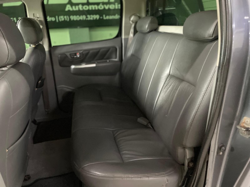 HILUX 3.0 SRV 4X4 CD 16V TURBO DIESEL 4P MANUAL - 2009 - BOM PRINCíPIO