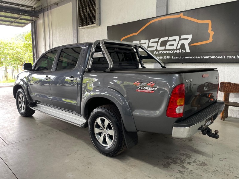HILUX 3.0 SRV 4X4 CD 16V TURBO DIESEL 4P MANUAL - 2009 - BOM PRINCíPIO