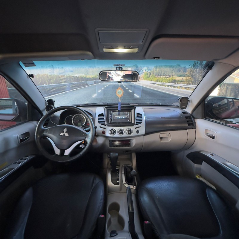 L200 TRITON 3.2 HPE 4X4 CD 16V TURBO INTERCOOLER DIESEL 4P AUTOMÁTICO - 2010 - CAXIAS DO SUL