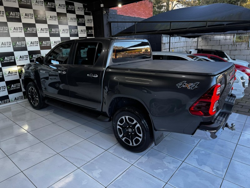 HILUX 2.8 SRX PLUS 4X4 CD TURBO DIESEL 4P AUTOMÁTICO - 2023 - CAXIAS DO SUL