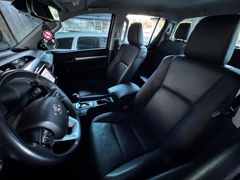 HILUX 2.8 SRX PLUS 4X4 CD TURBO DIESEL 4P AUTOMÁTICO - 2023 - CAXIAS DO SUL