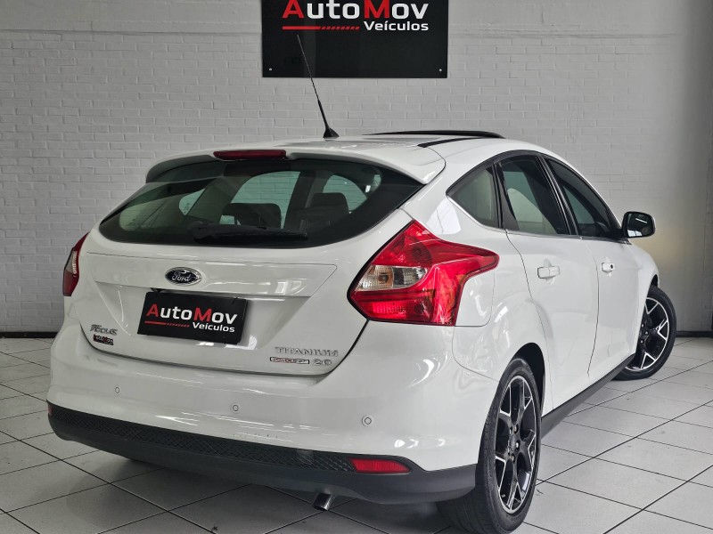 FOCUS 2.0 TITANIUM PLUS 16V FLEX 4P AUTOMÁTICO - 2015 - CAXIAS DO SUL