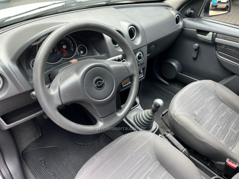 PRISMA 1.4 MPFI MAXX 8V FLEX 4P MANUAL - 2007 - FELIZ