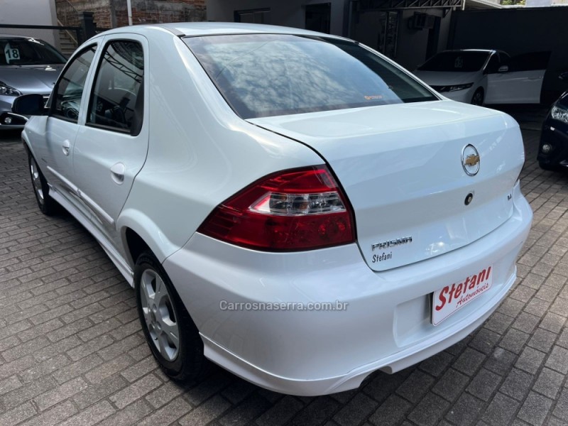 PRISMA 1.4 MPFI MAXX 8V FLEX 4P MANUAL - 2007 - FELIZ