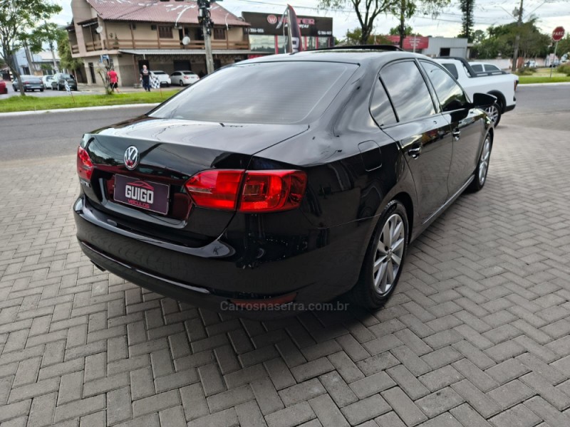 JETTA 2.0 COMFORTLINE FLEX 4P TIPTRONIC - 2012 - NOVO HAMBURGO