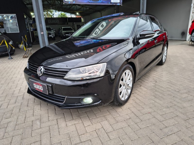 JETTA 2.0 COMFORTLINE FLEX 4P TIPTRONIC - 2012 - NOVO HAMBURGO