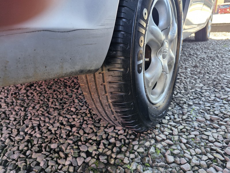 VECTRA 2.2 MPFI GLS 8V GASOLINA 4P MANUAL - 1999 - CAXIAS DO SUL