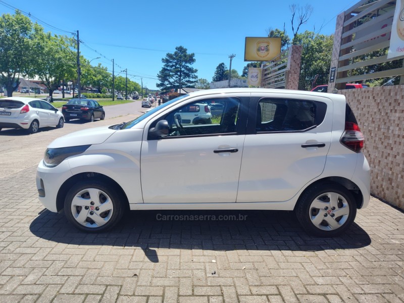 MOBI 1.0 8V EVO FLEX LIKE. MANUAL - 2020 - CANELA
