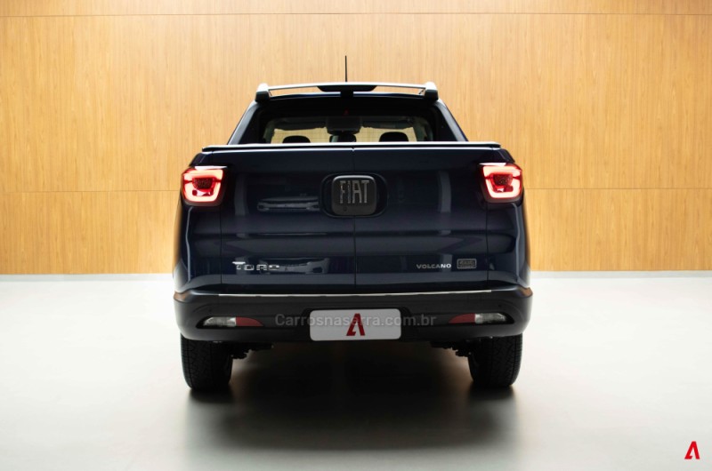 TORO 2.0 16V TURBO DIESEL VOLCANO AT9 4X4 AUTOMÁTICO - 2025 - GARIBALDI