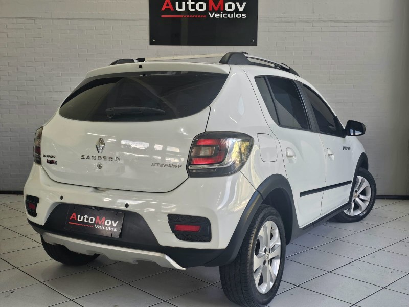 SANDERO 1.6 STEPWAY 8V FLEX 4P MANUAL - 2015 - CAXIAS DO SUL