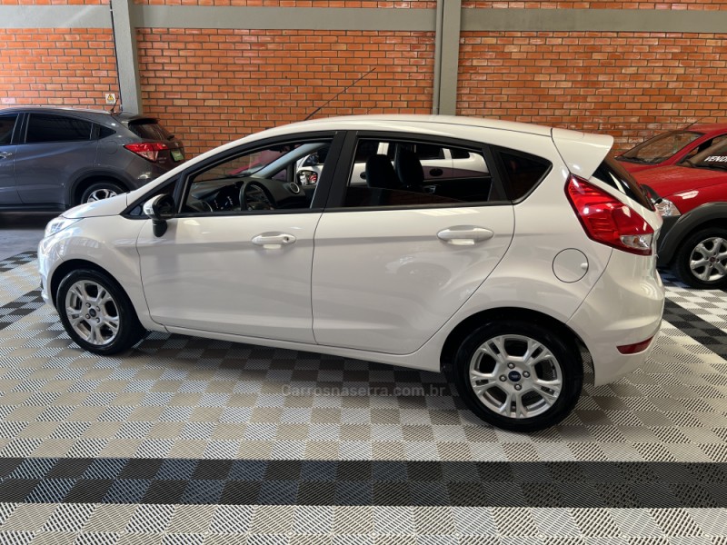 FIESTA 1.6 SE HATCH 16V FLEX 4P MANUAL - 2015 - BENTO GONçALVES