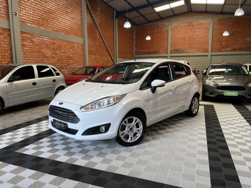 FIESTA 1.6 SE HATCH 16V FLEX 4P MANUAL