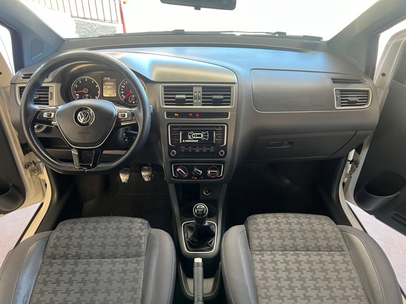 FOX 1.0 MPI TRACK 12V FLEX 4P MANUAL - 2017 - CAXIAS DO SUL