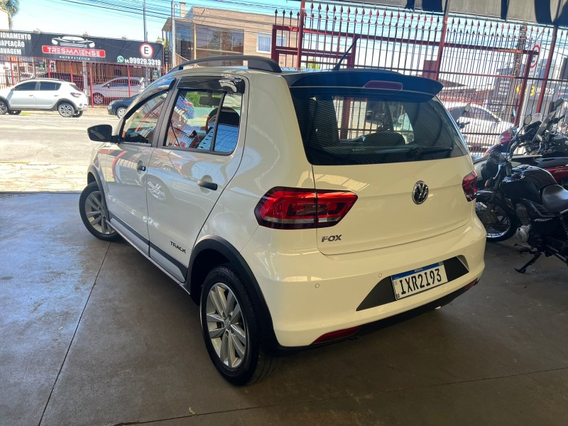 FOX 1.0 MPI TRACK 12V FLEX 4P MANUAL - 2017 - CAXIAS DO SUL