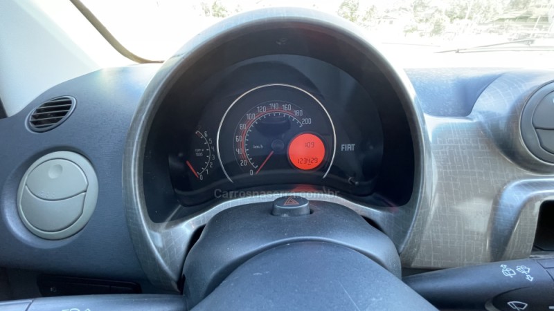 UNO 1.0 EVO WAY 8V FLEX 4P MANUAL - 2011 - VILA FLORES