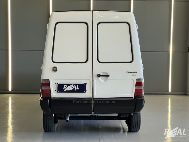 FIORINO 1.3 MPI FURGÃO 8V FLEX 2P MANUAL - 2011 - SAPIRANGA