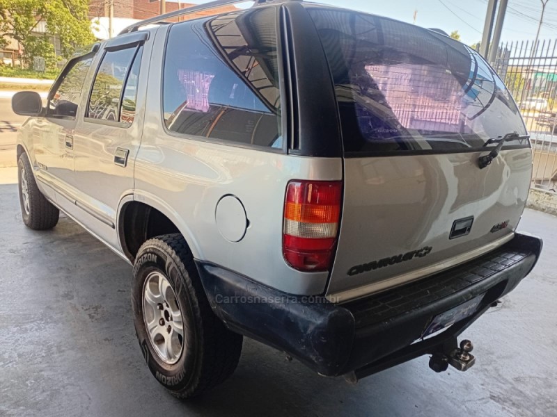 blazer 4.3 sfi dlx 4x2 v6 12v gasolina 4p manual 1998 caxias do sul