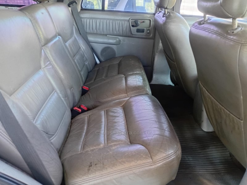 BLAZER 4.3 SFI DLX 4X2 V6 12V GASOLINA 4P MANUAL - 1998 - CAXIAS DO SUL