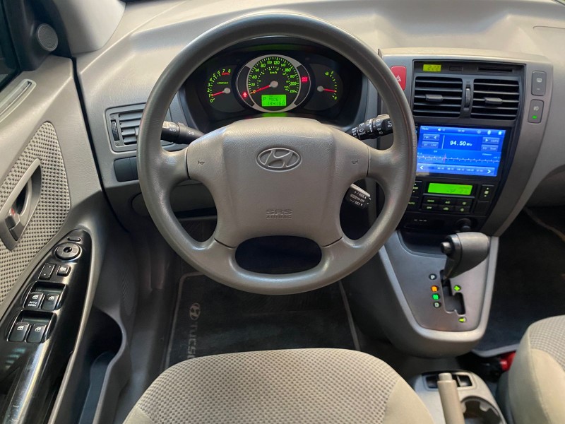 TUCSON 2.0 MPFI GL 16V 143CV 2WD GASOLINA 4P AUTOMÁTICO - 2015 - CAXIAS DO SUL