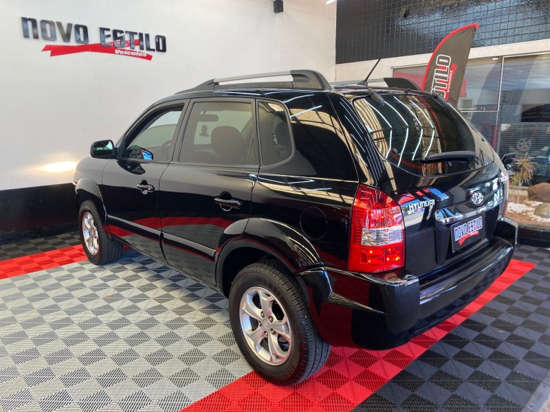 TUCSON 2.0 MPFI GL 16V 143CV 2WD GASOLINA 4P AUTOMÁTICO - 2015 - CAXIAS DO SUL